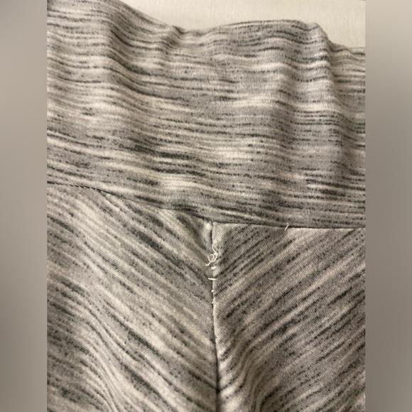 SHOSHO SOFT JOGGERS WITH POCKETS SIZE LARGE - Picture 5 of 5